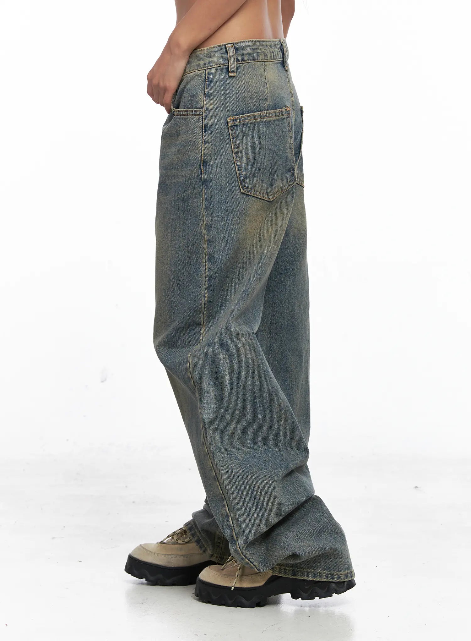 Denver Vintage Washed Semi-Wide Jeans CO513