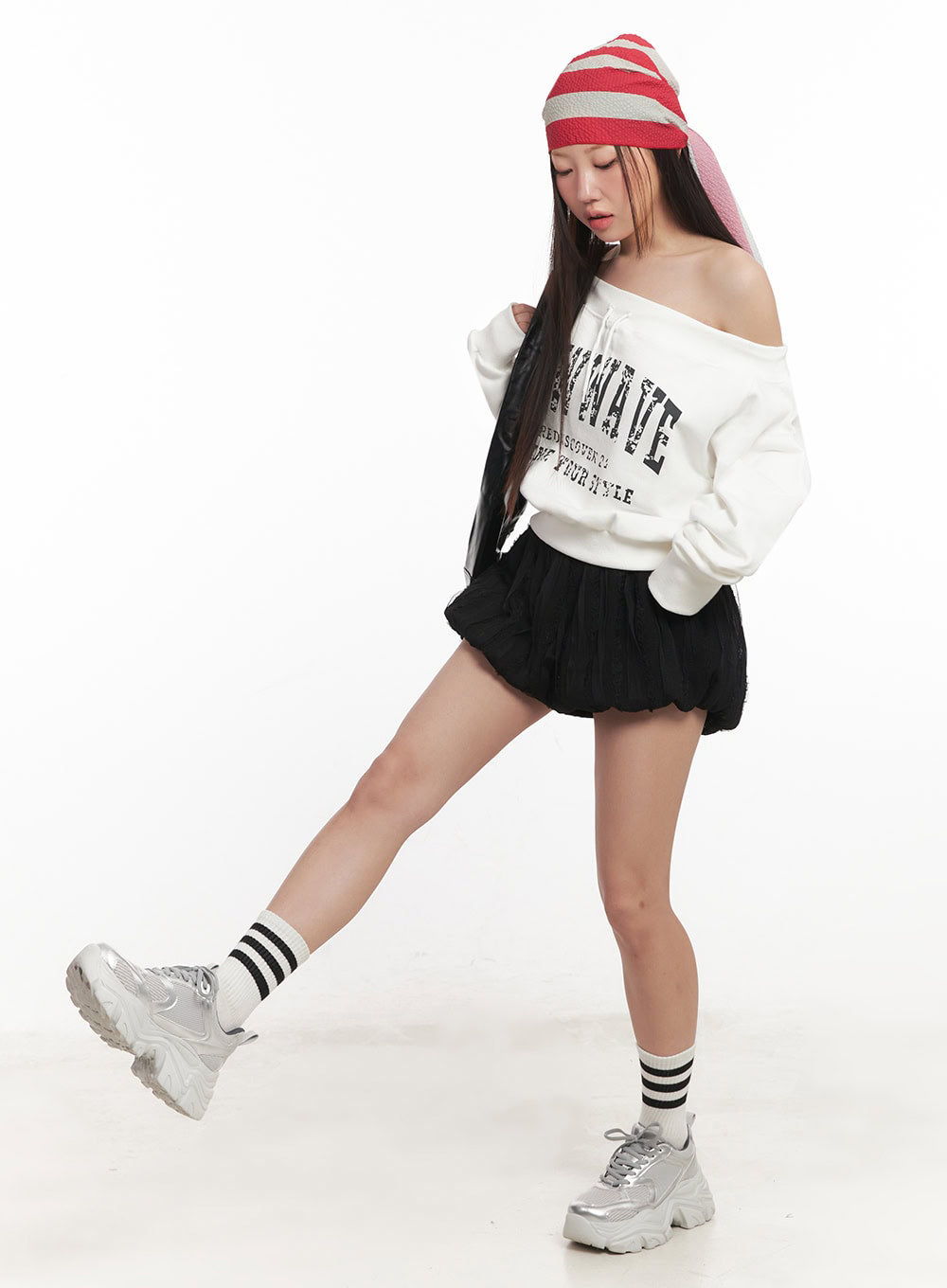 Faded Graphic Off-Shoulder String Sweatshirt IM528