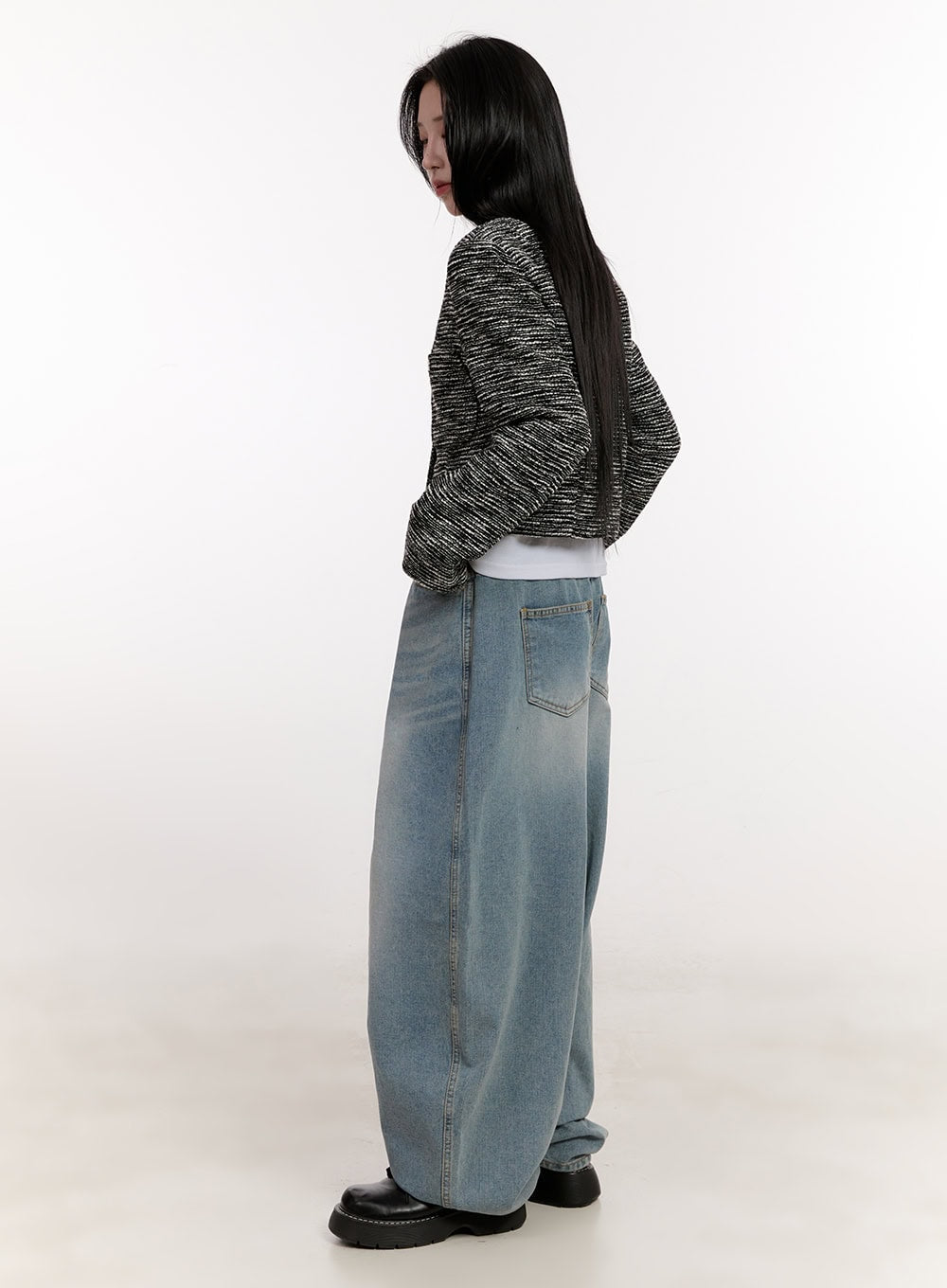 Tweed V-Neck Crop Cardigan CJ529