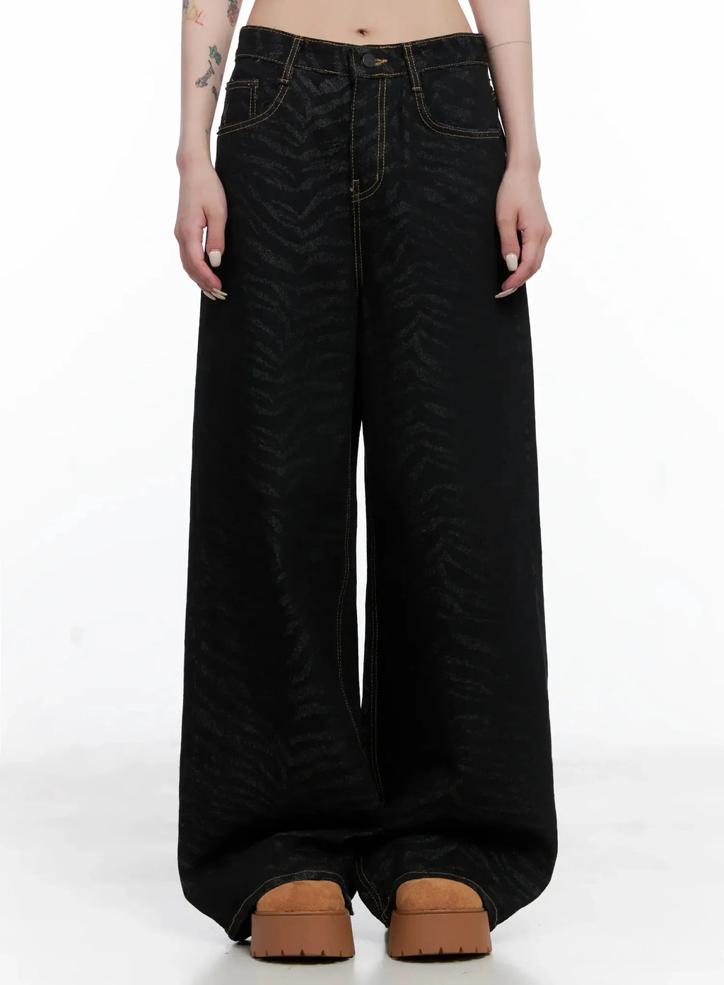 Freyja Animal Print Wide Leg Jeans IS508
