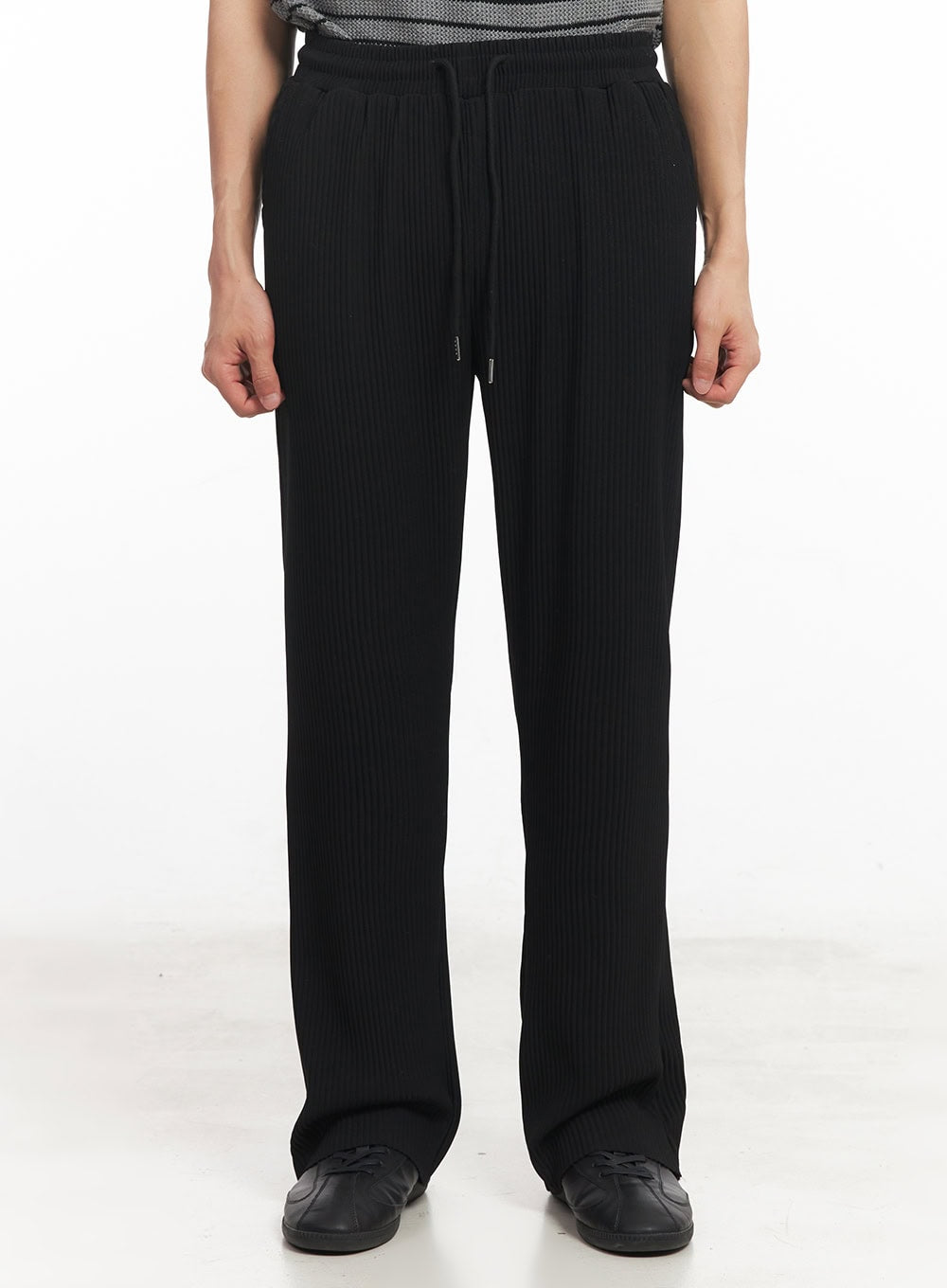 Men's Straight-Fit Trousers IA521