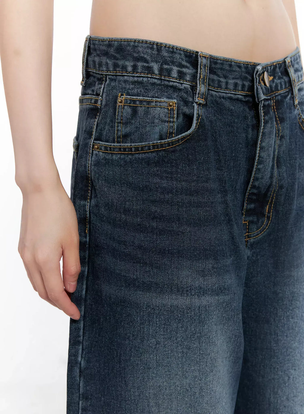 Mashiro Vintage-Wash Wide Jeans IL531