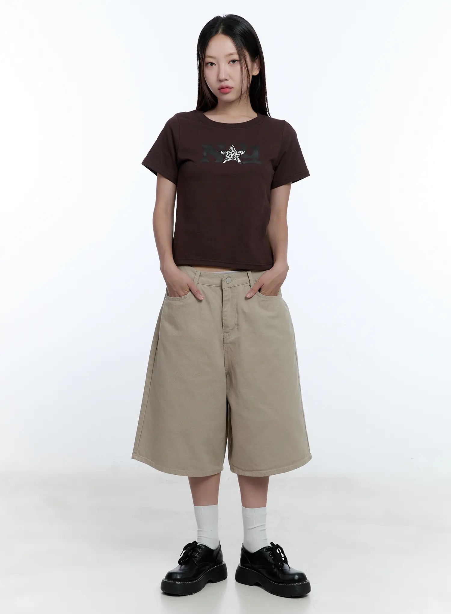 Graphic Crop Tee CU526