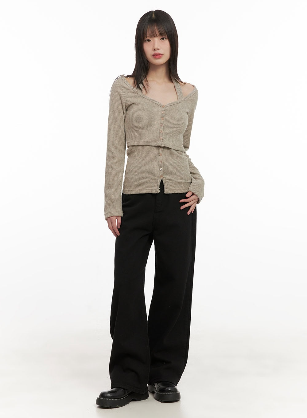 Halter Neck Buttoned Cardigan CD430