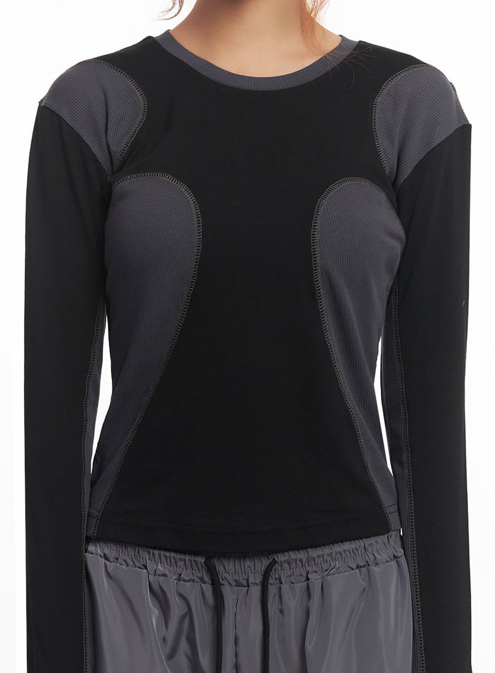 Urban Stitch Long-Sleeve Top IA517