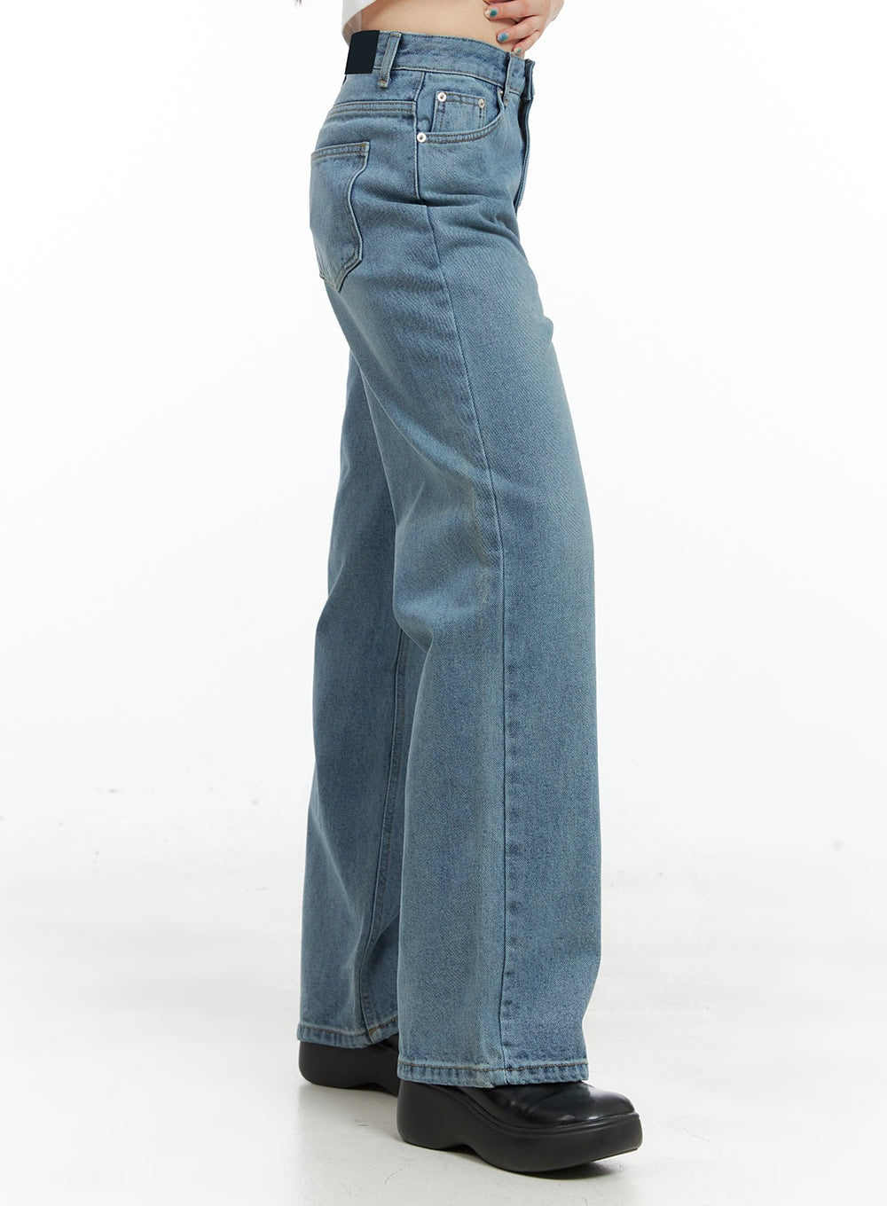 Rae Straight Fit Distressed Denim Jeans CG408