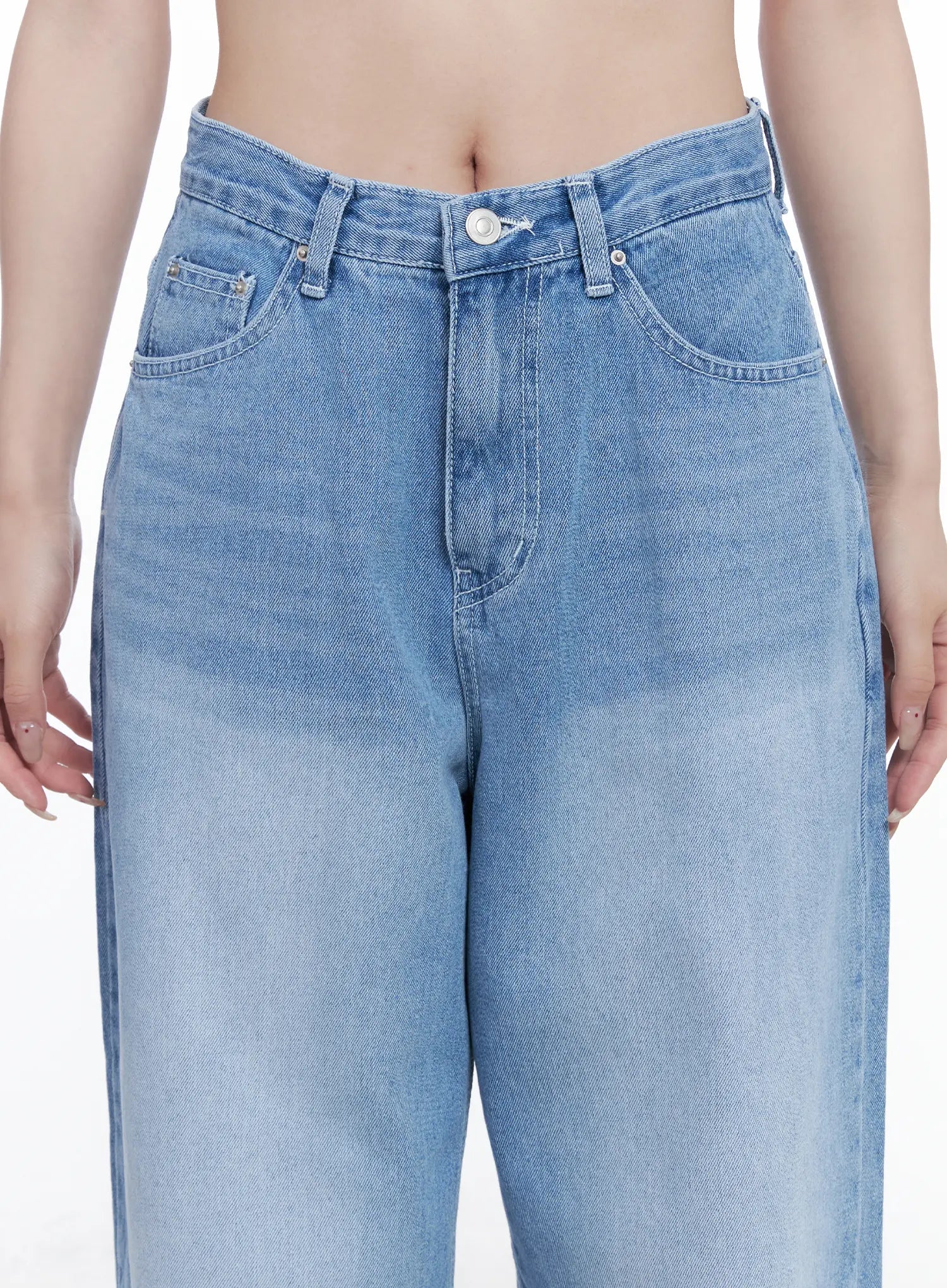 Keily Wide Leg Light Wash Jeans CG529