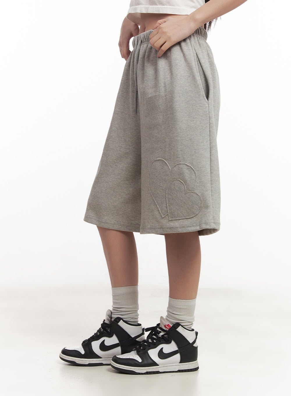 Heart Patch Wide Sweatshorts CM528