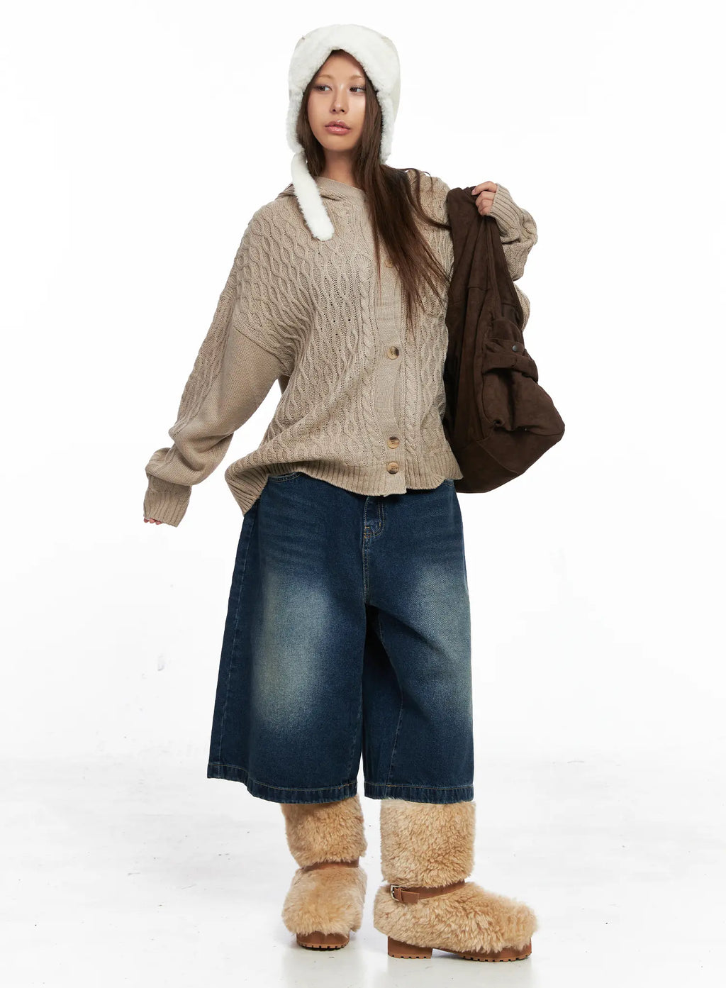 Oversized Cable Knit Button-Up Hoodie CO510