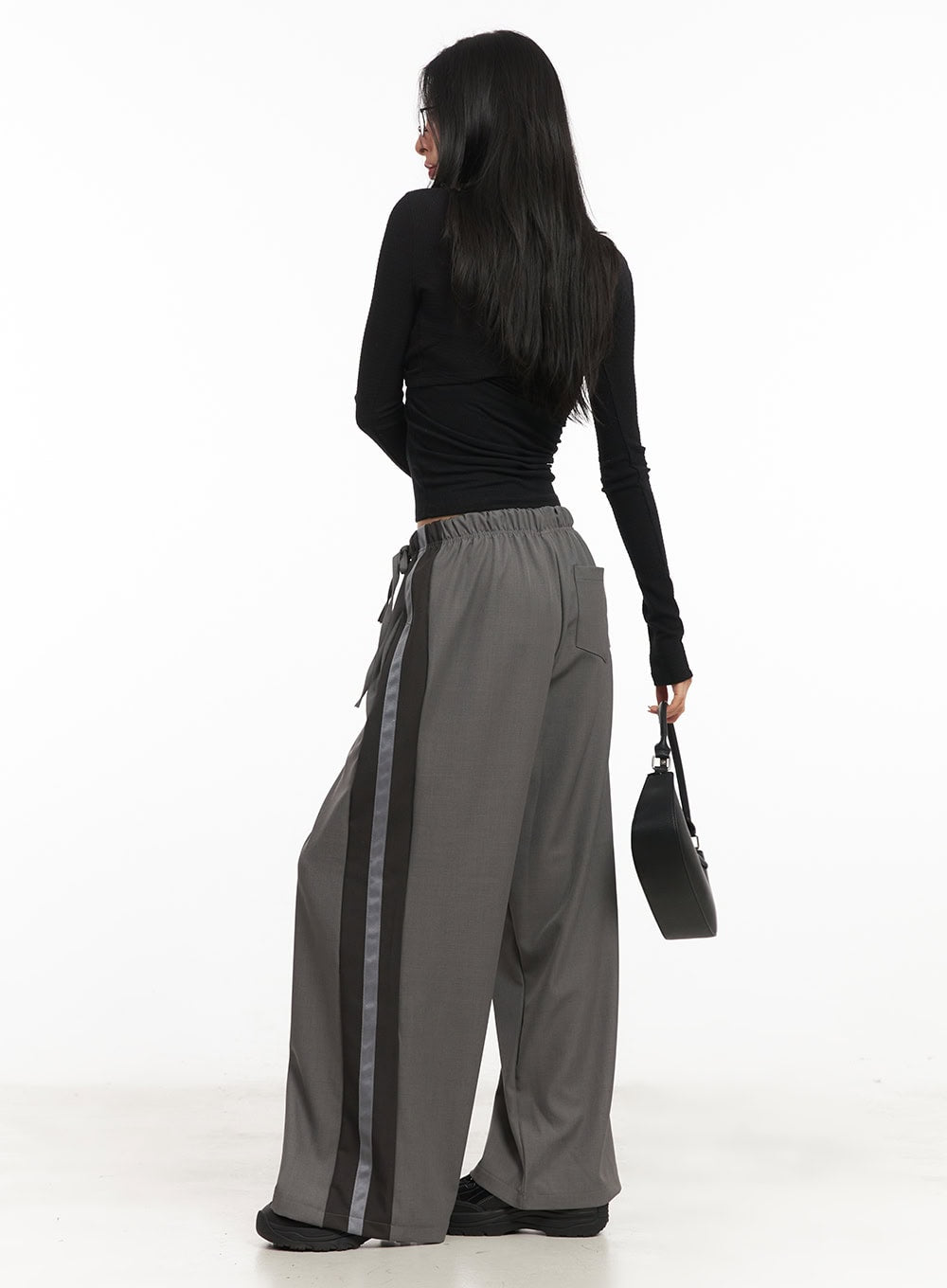 Twist Ribbon Long-Sleeve Crop Top CM503