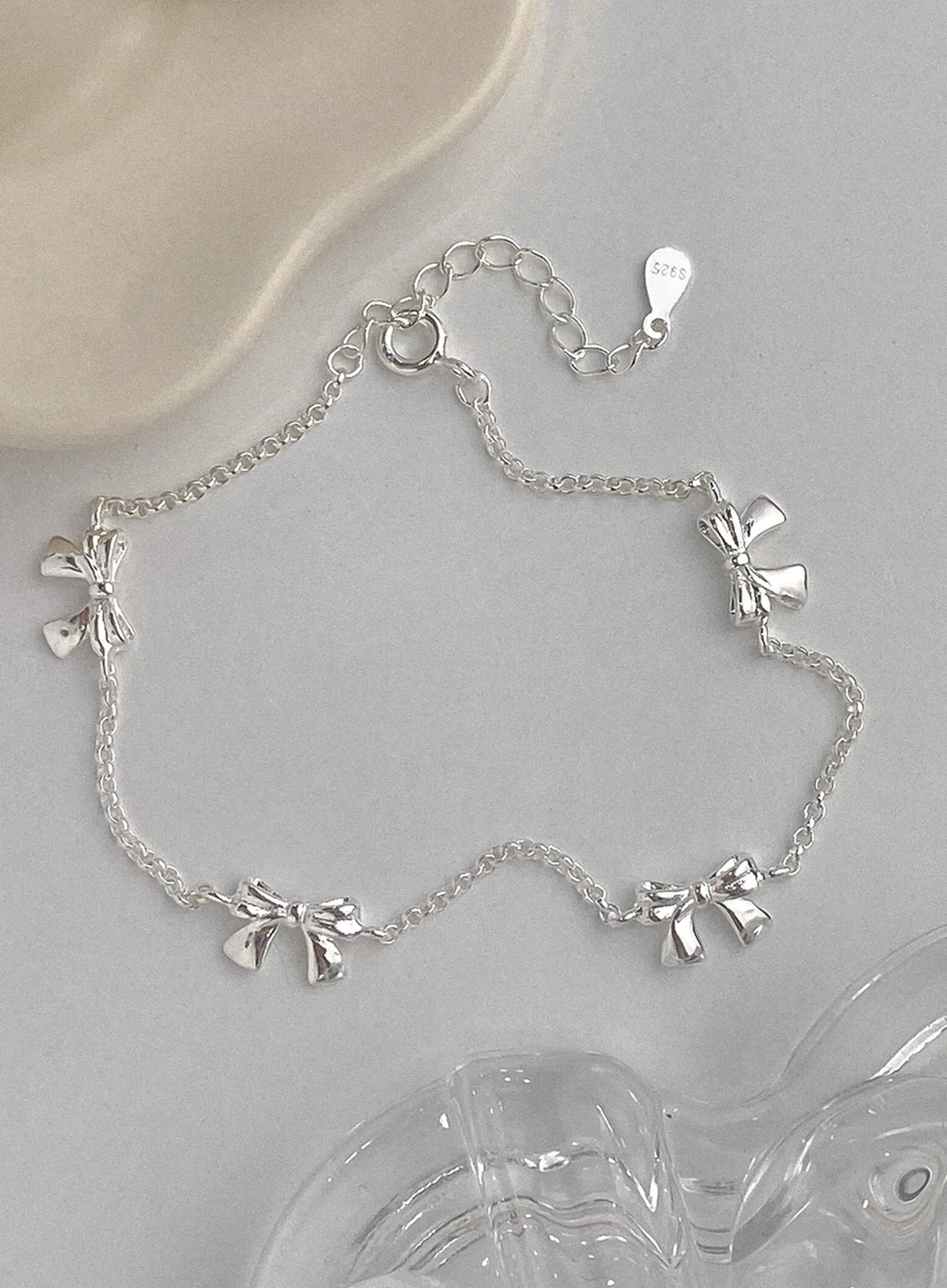 Plath Ribbon Chain Bracelet IU506