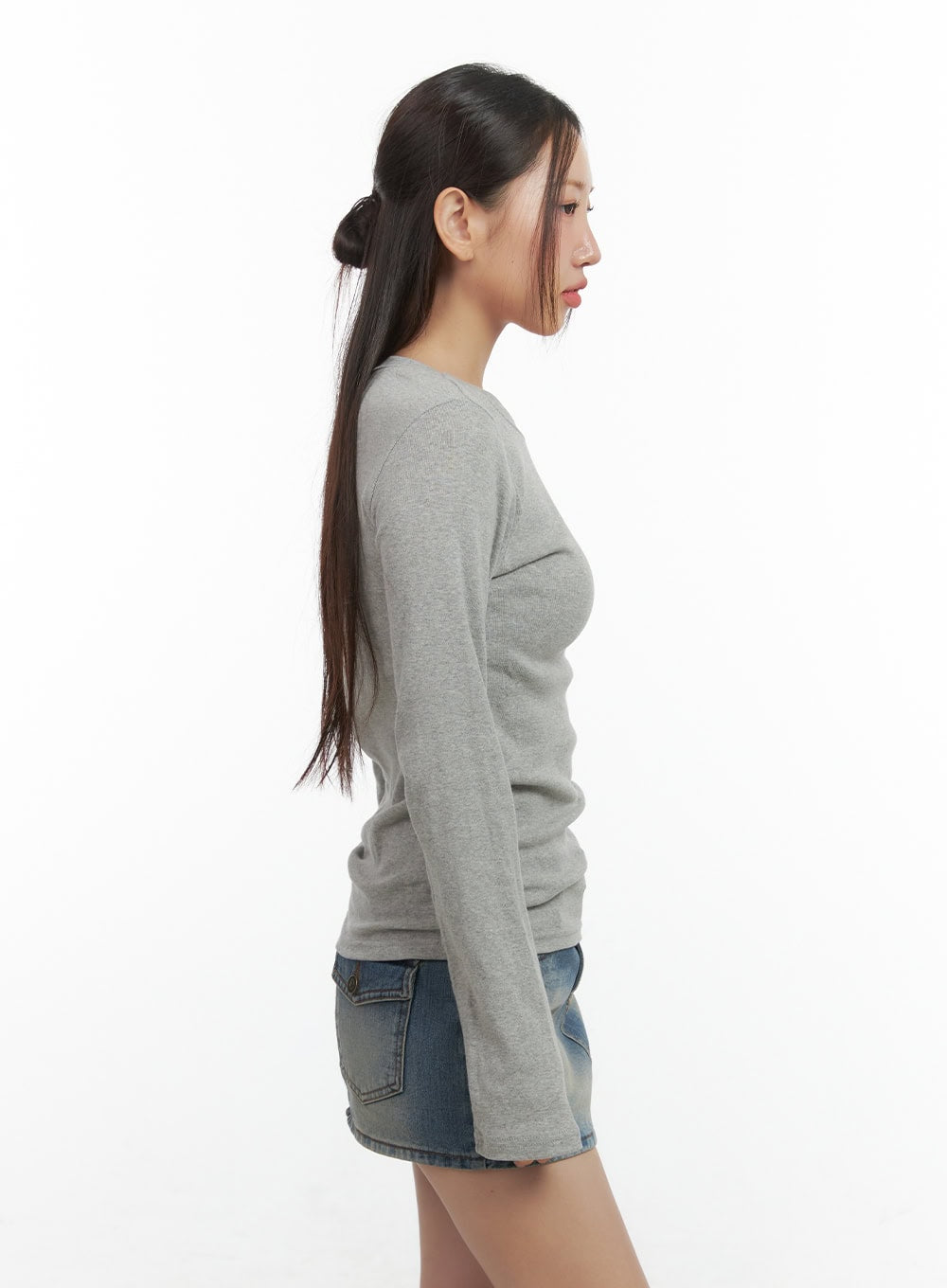 Soft Round Neck Long Sleeve Tee CO417