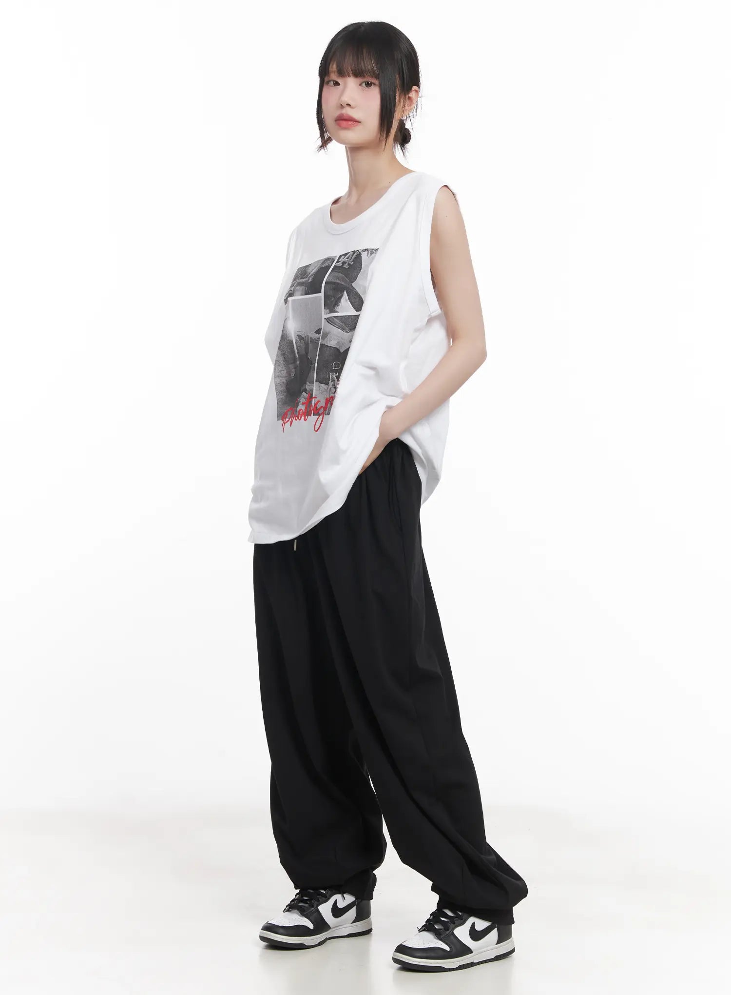 Cozy Adjustable Wide-Fit Sweatpants CU518