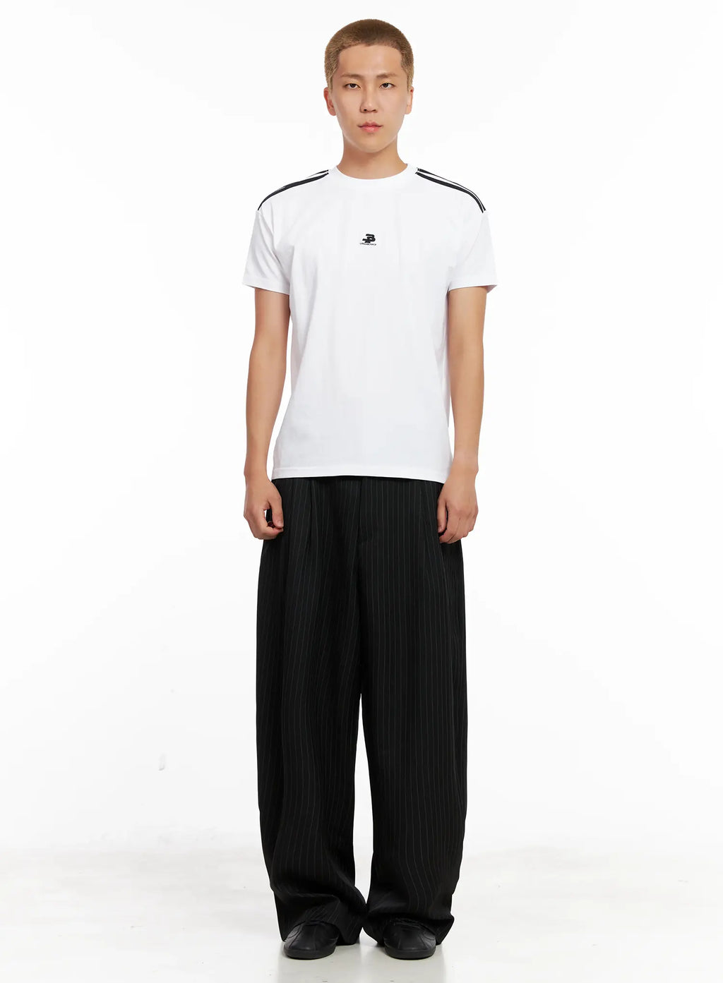 Men's Minimalist Athletic Tee IL521