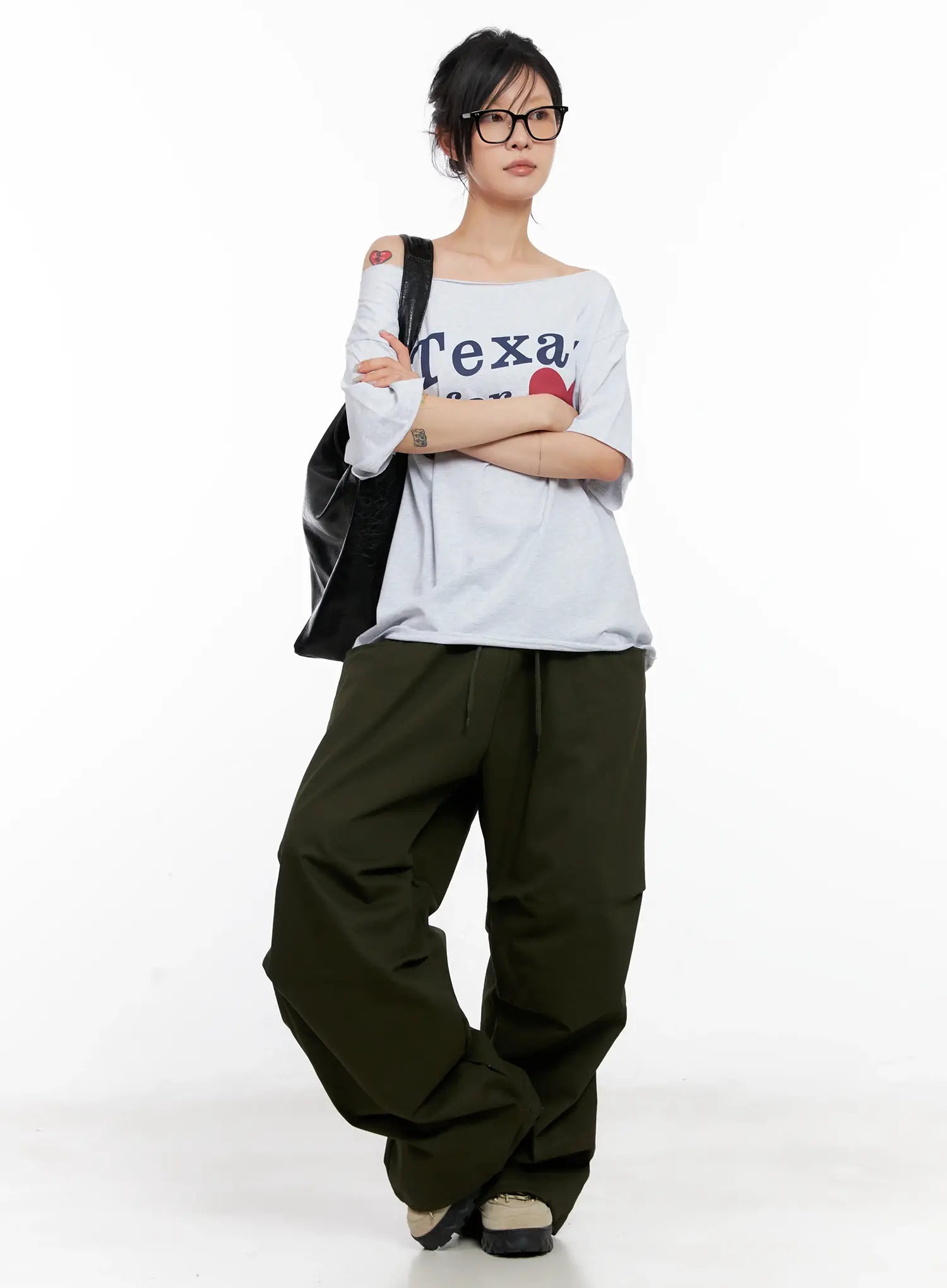 Off-Shoulder Relaxed-Fit Graphic Tee CL525