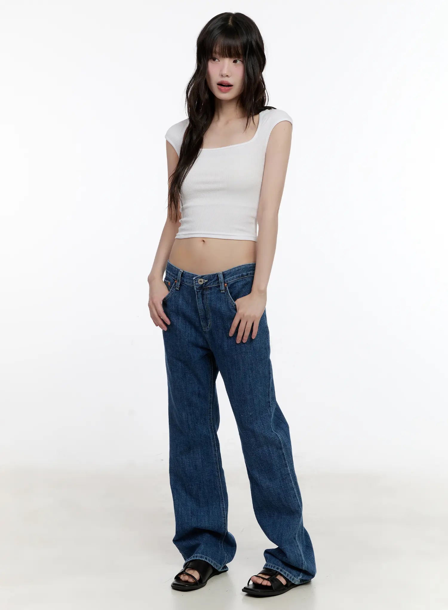 Wonhee Loose Flared Dark-Wash Jeans CL507