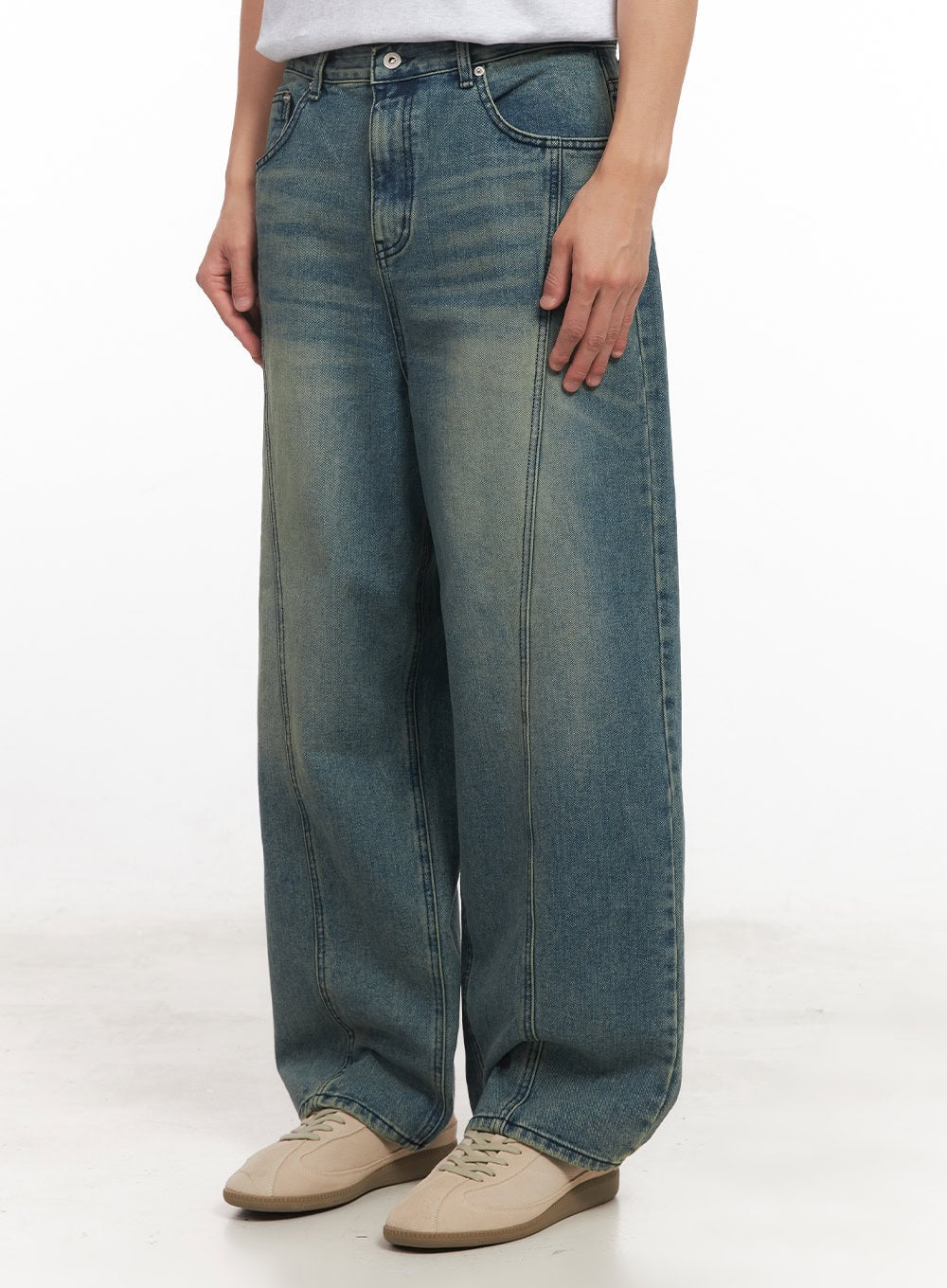 Men's Stitched Detail Wide-Fit Jeans IA511