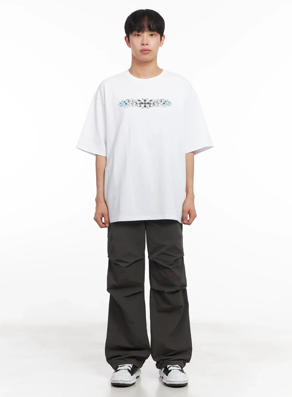 Men's Round Neck Graphic Tee IU518