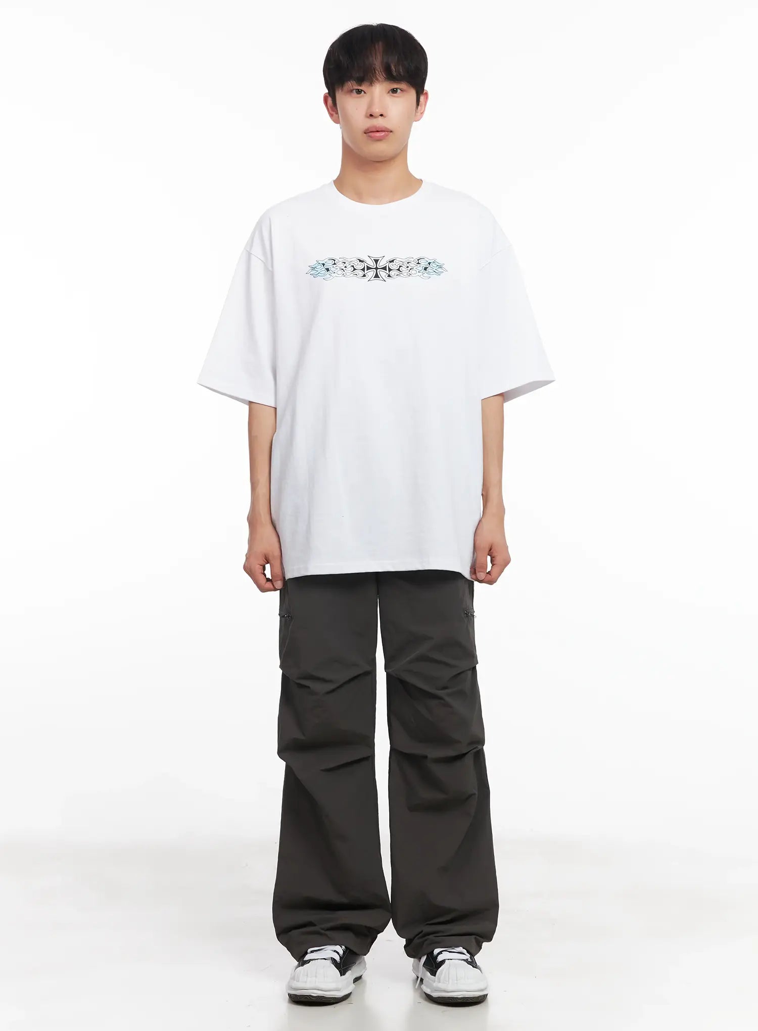 Men's Round Neck Graphic Tee IU518