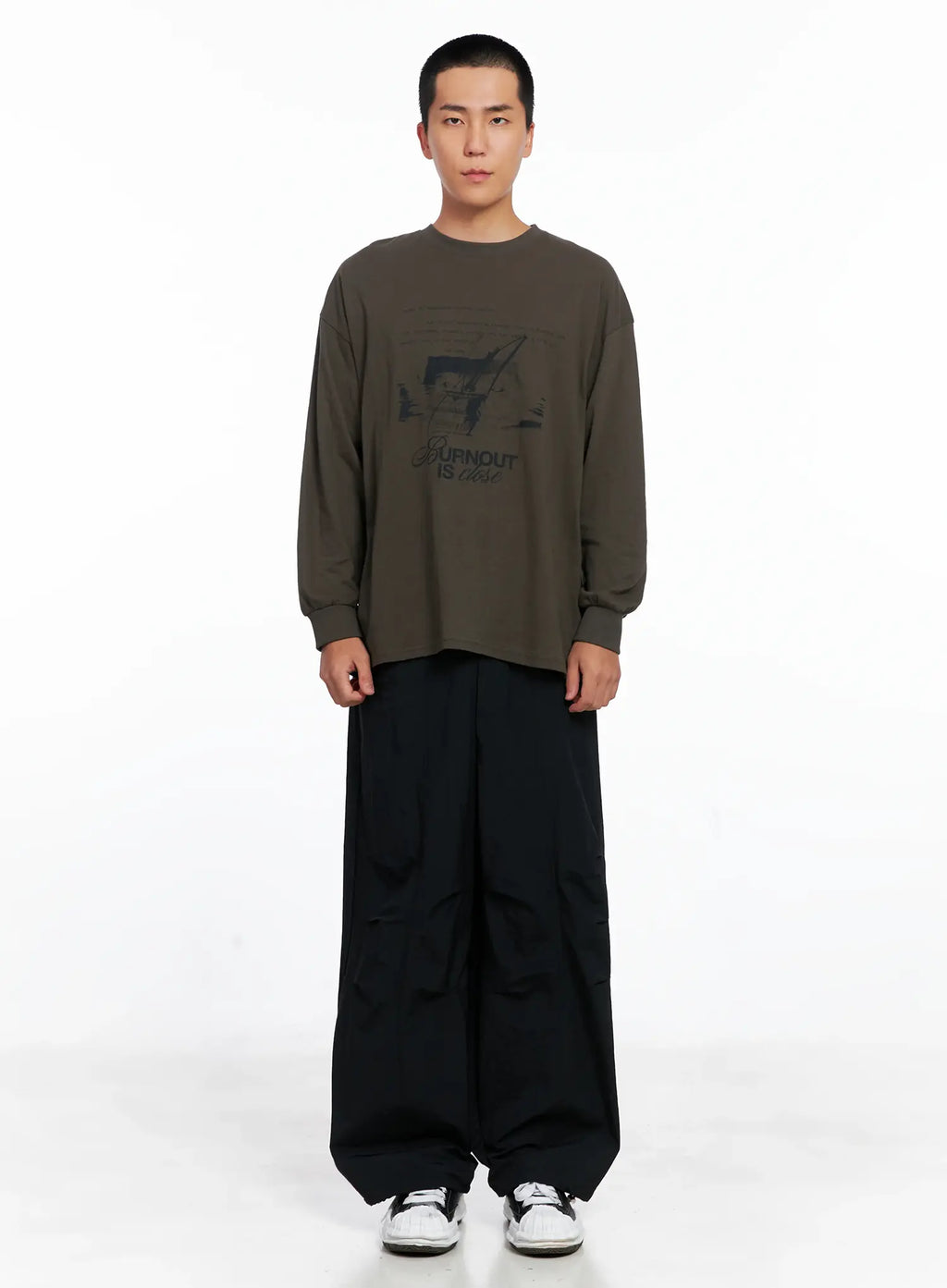 Men's Graphic Long Sleeve Tee IS509