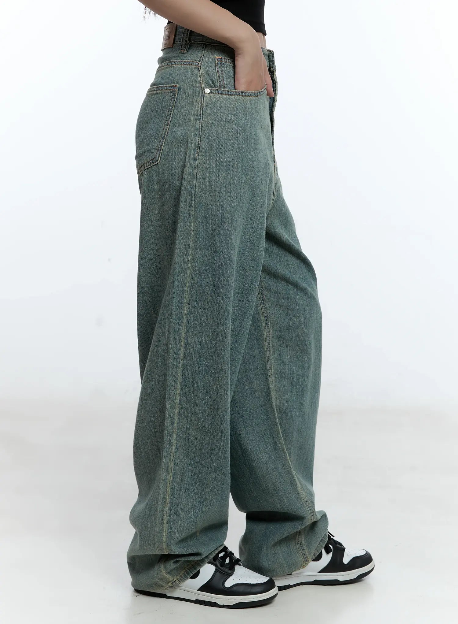 Minna Washed Baggy Jeans CU526