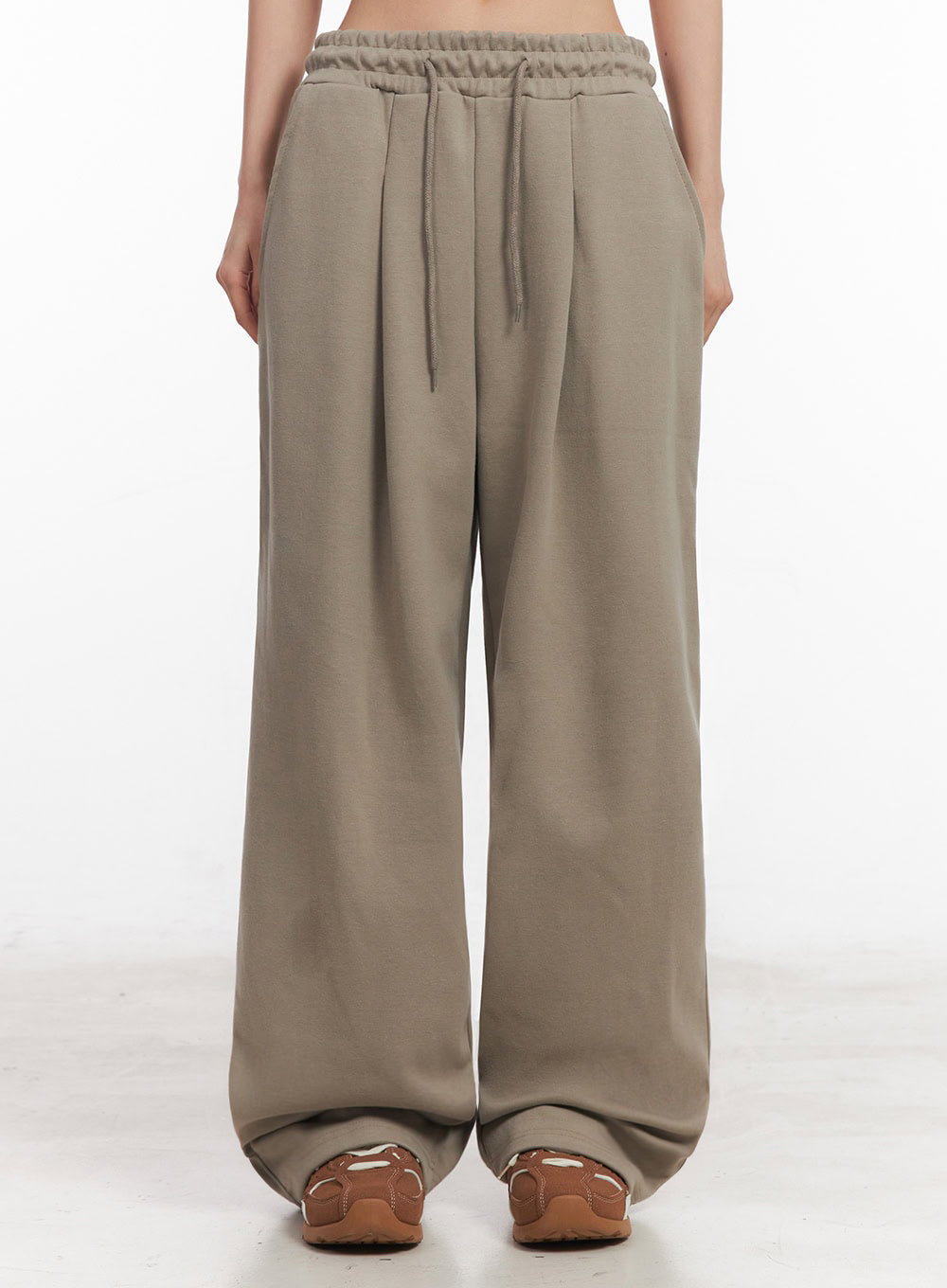 Cotton Pintuck Wide-Fit Sweatpants IY516