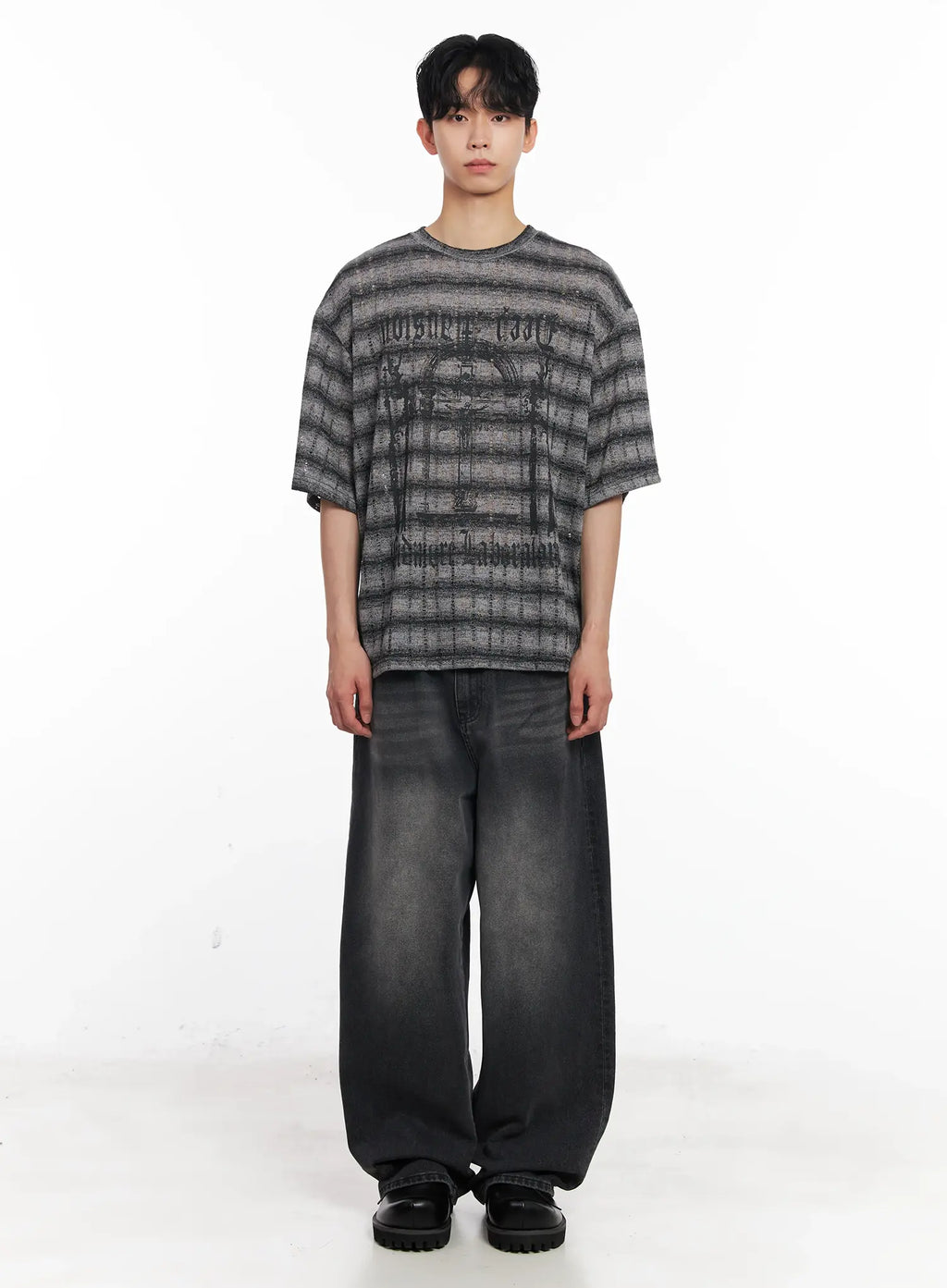 Men's Oversized Striped Graphic Tee IU526