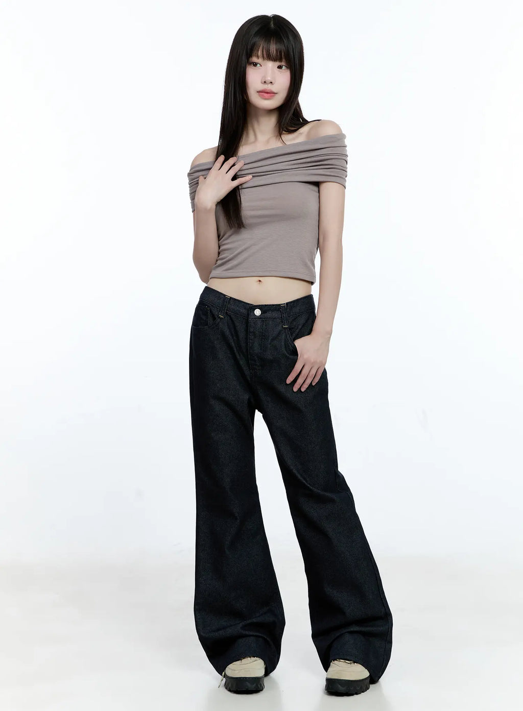 Minjoo No-Fade Flared Jeans CG511