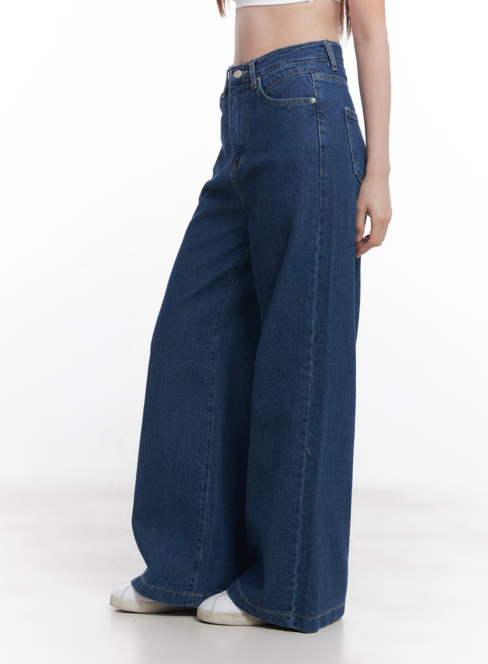 Aven Wide-Leg Jeans CY515