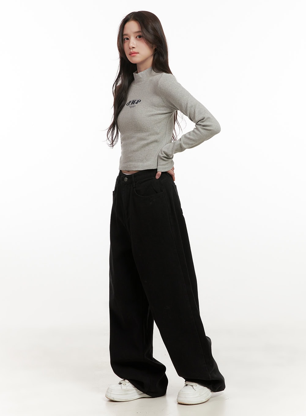 Chic Graphic Crop Turtleneck ON429