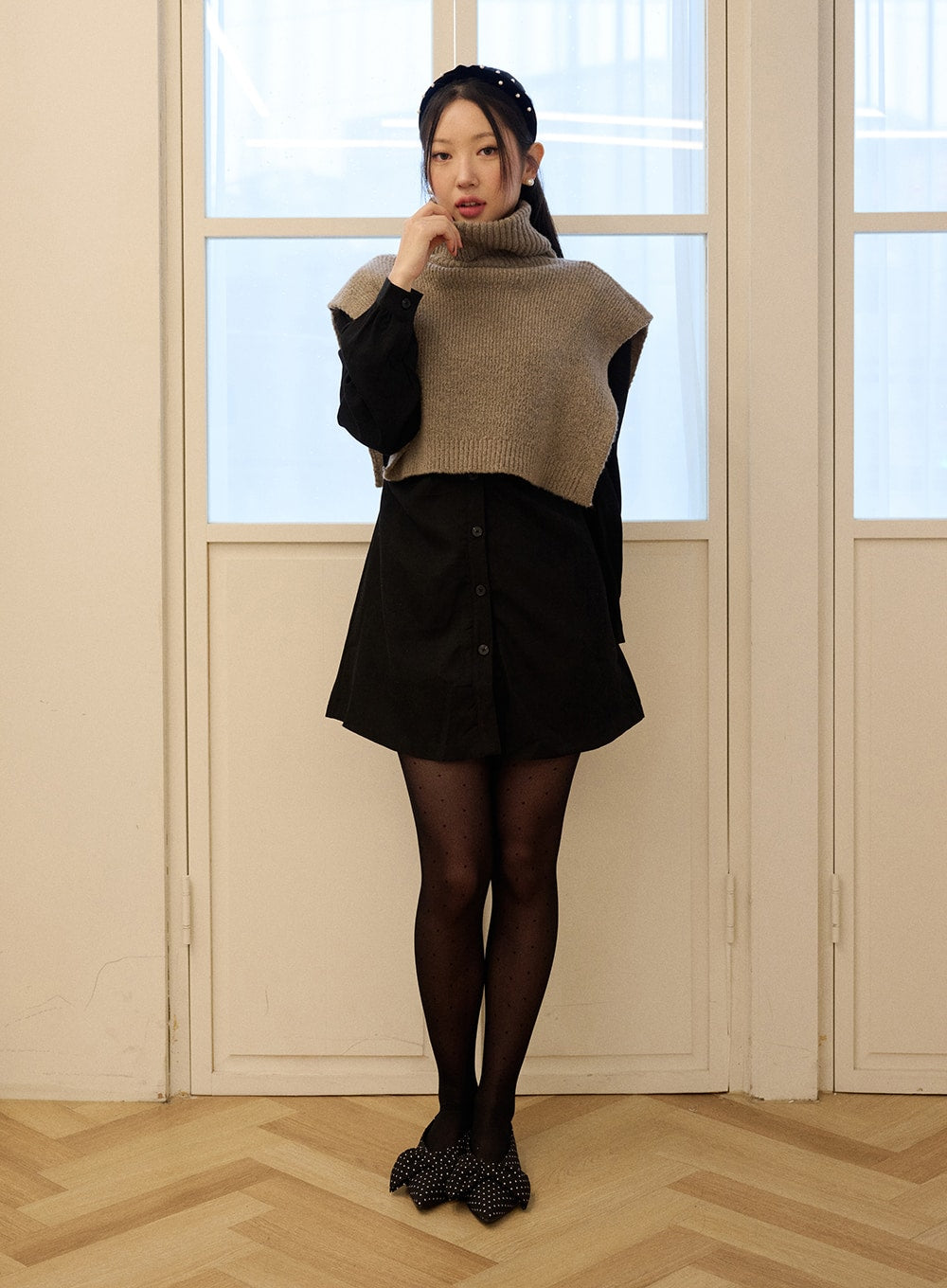 Solid Turtleneck Crop Knit Vest OD326