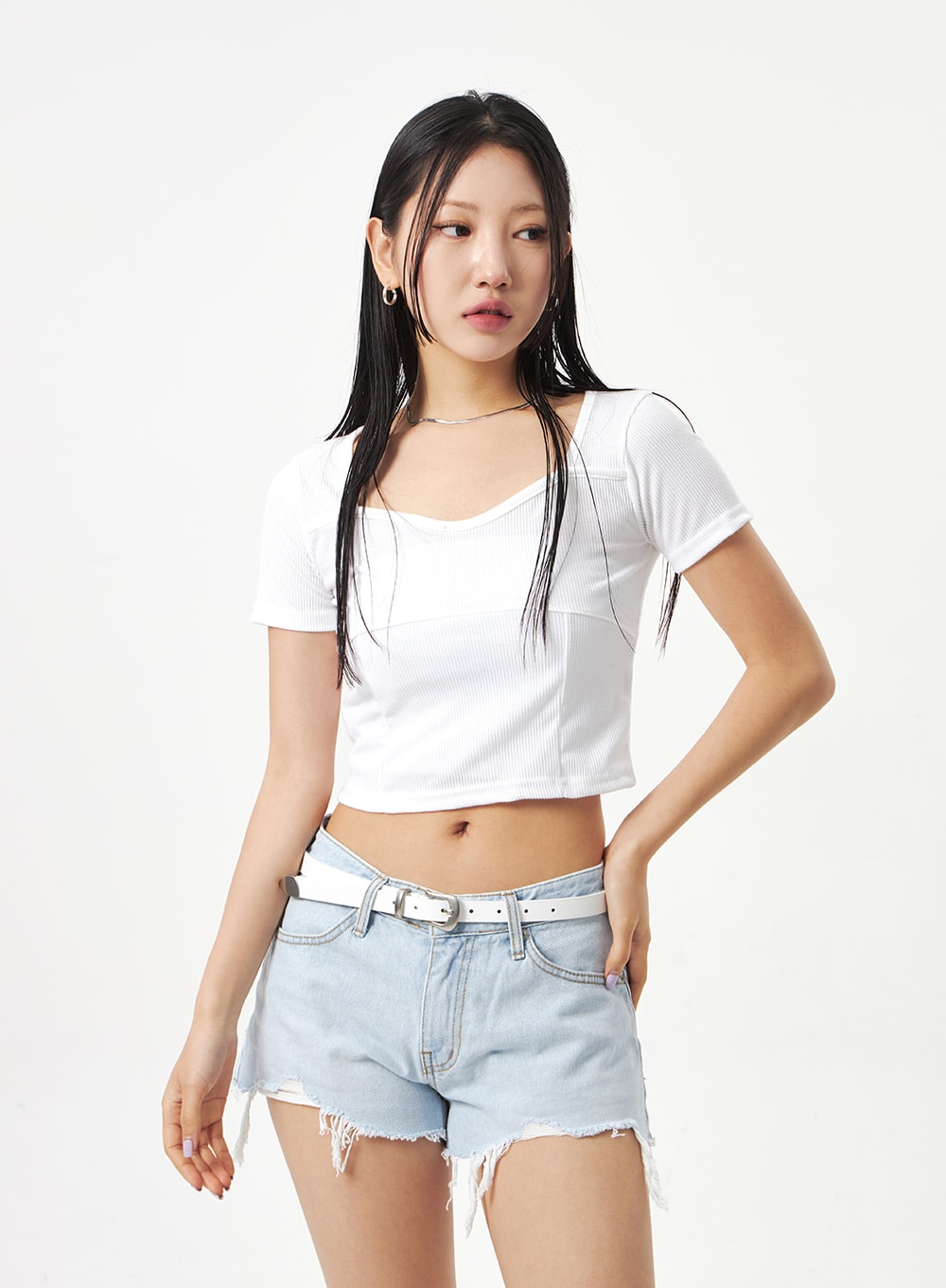 Heart Neck Cropped Tee CA320