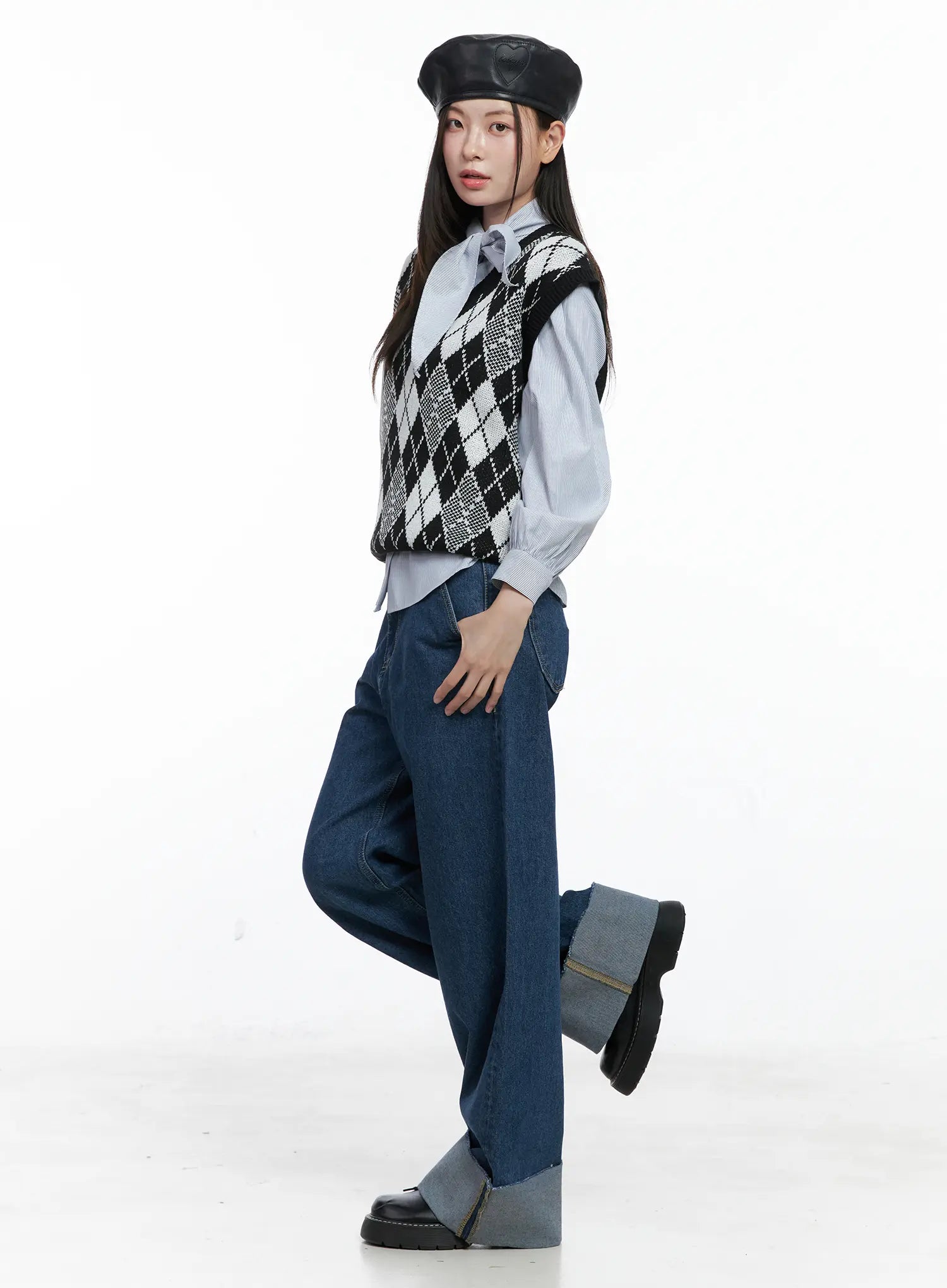 Argyle Pattern V-Neck Vest CO506