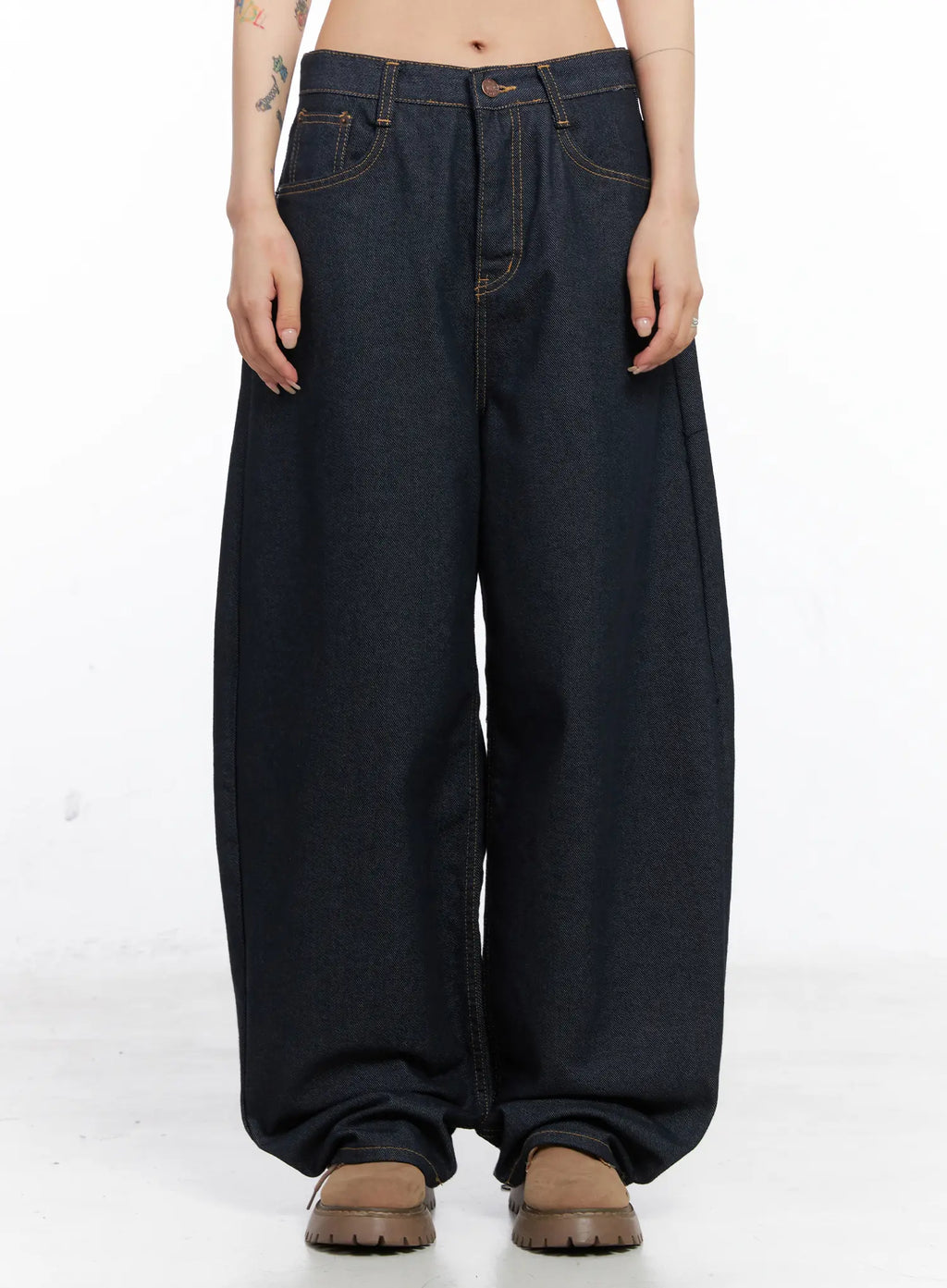 Clare Patterned Graphic Wide-Leg Jeans CO508