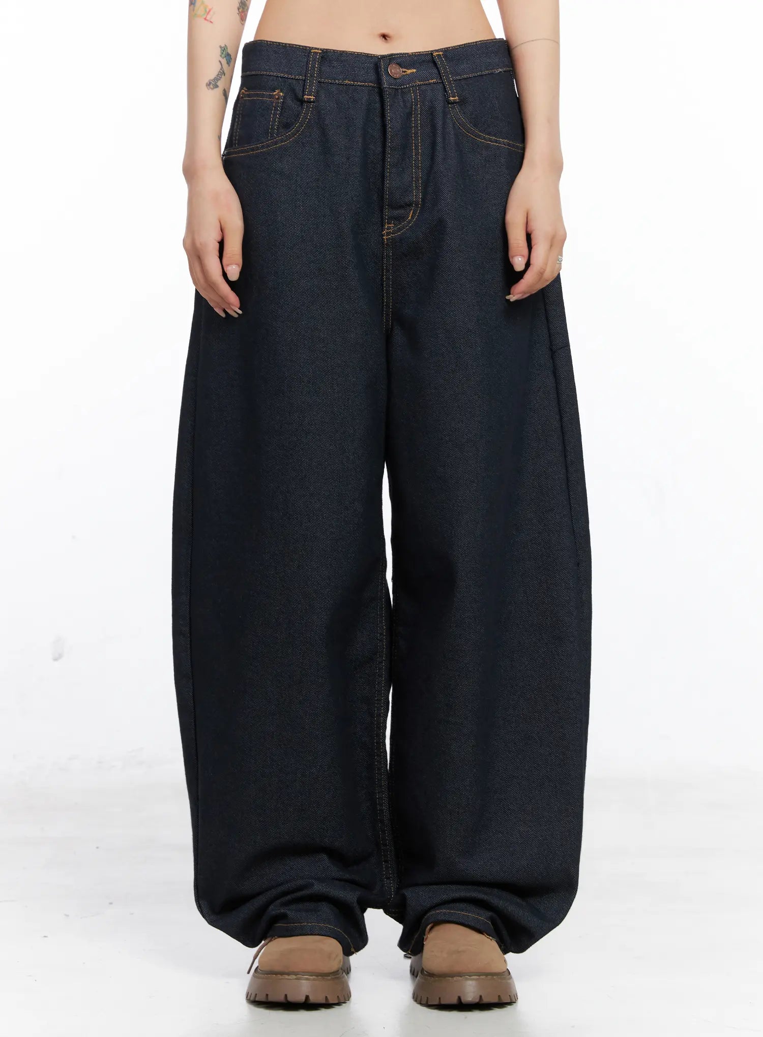 Clare Patterned Graphic Wide-Leg Jeans CO508