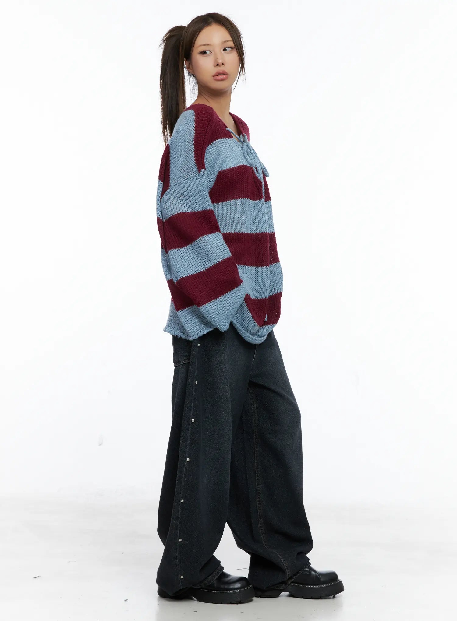 Rivet Detail Washed Wide-Leg Jeans CS505