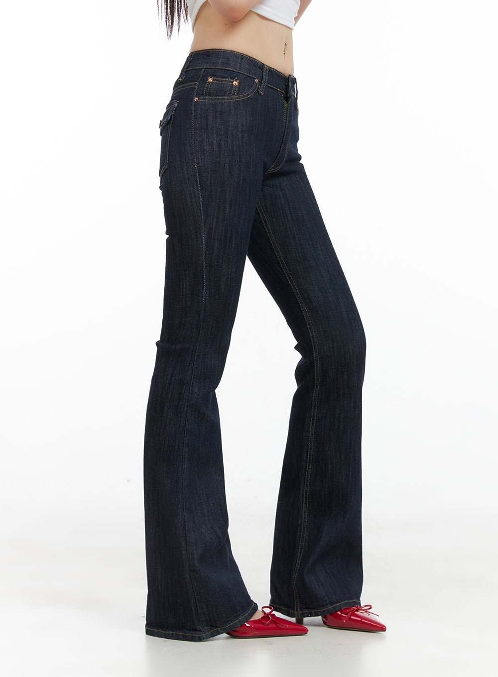 Lila Slim Fit Bootcut Jeans CG409