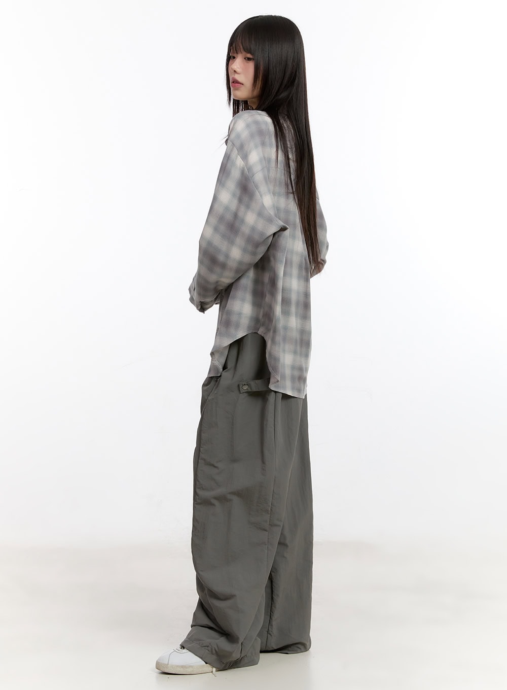 Oversize Checkered Collared Shirt CA509