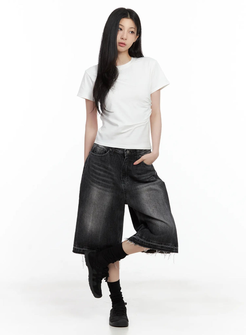 Distressed Washed Denim Jorts CU530