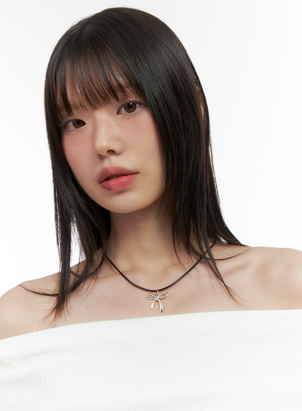 Ribbon Black Necklace IO418