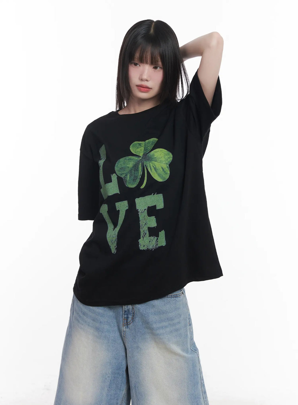 Lucky Graphic Tee CU519