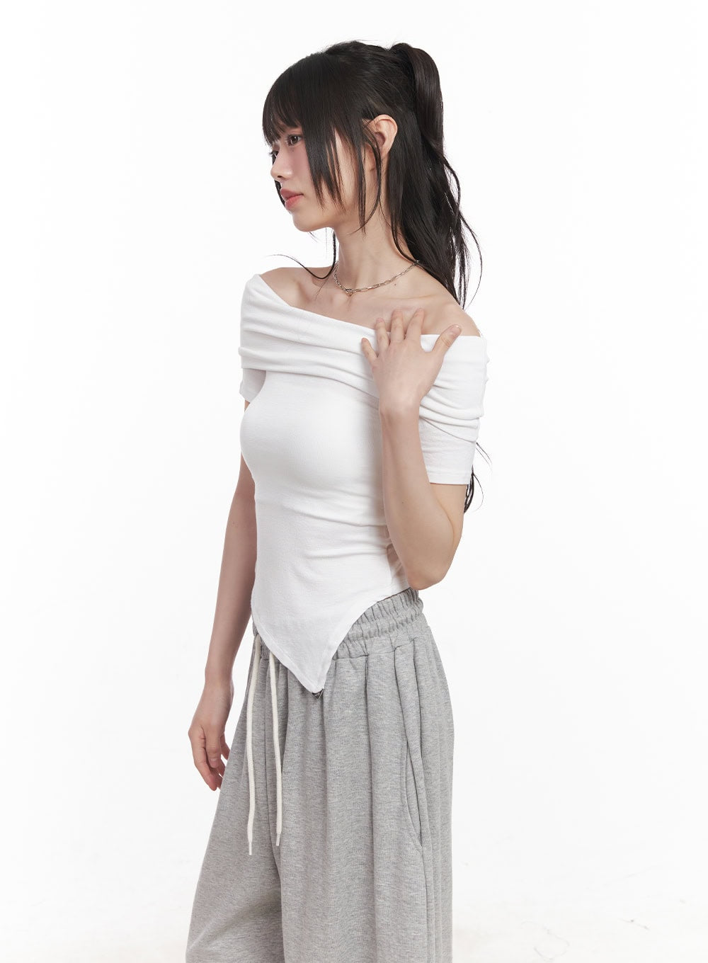 Off-Shoulder Asymmetric Crop Top CY521