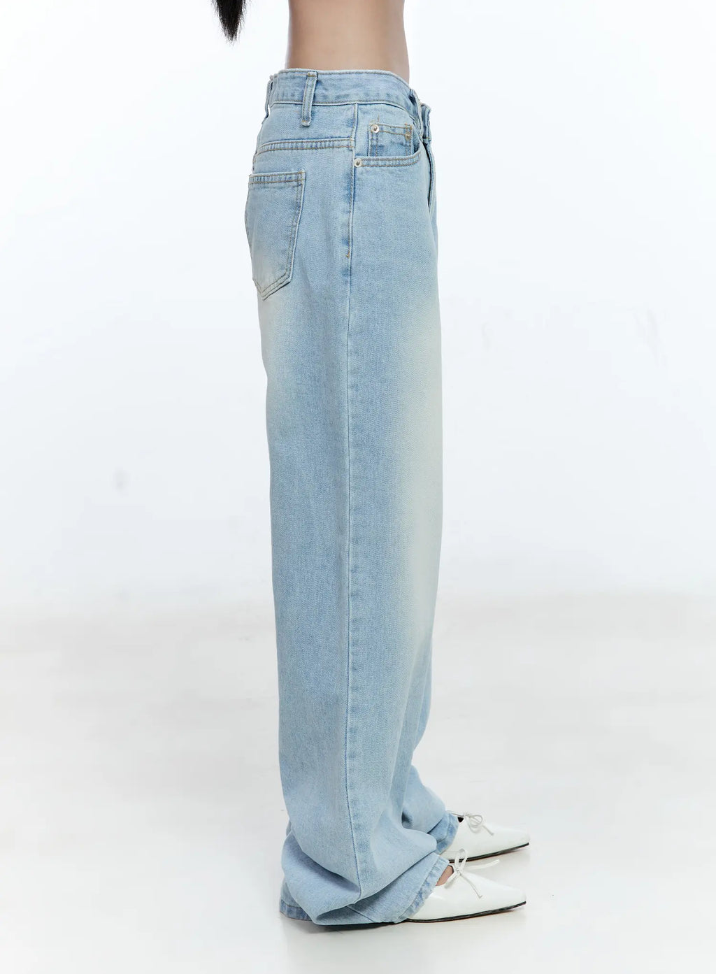 Sawyer Wide-Leg Washed Denim Jeans CG512