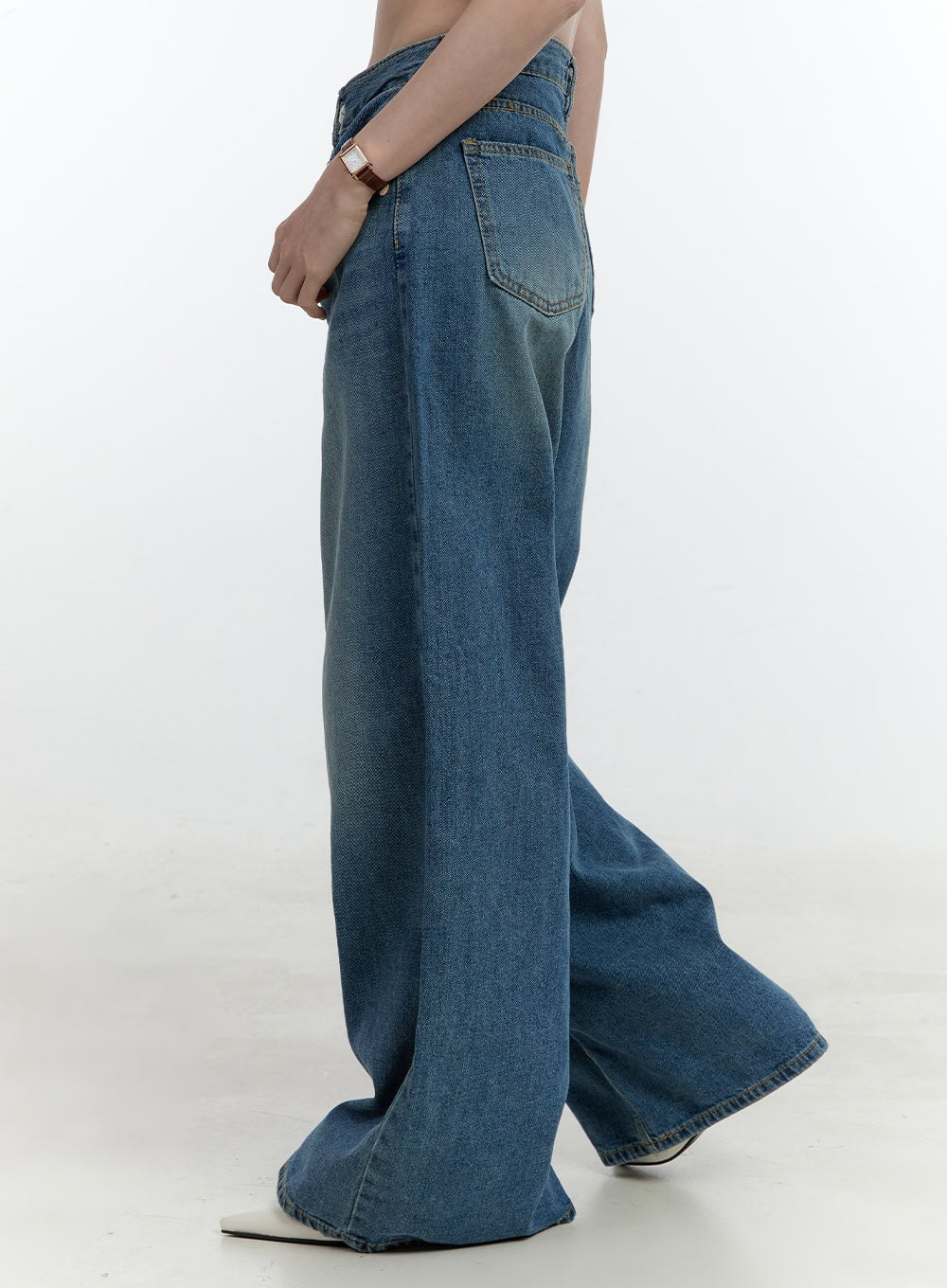 Becky Wide-Leg Jeans CF504