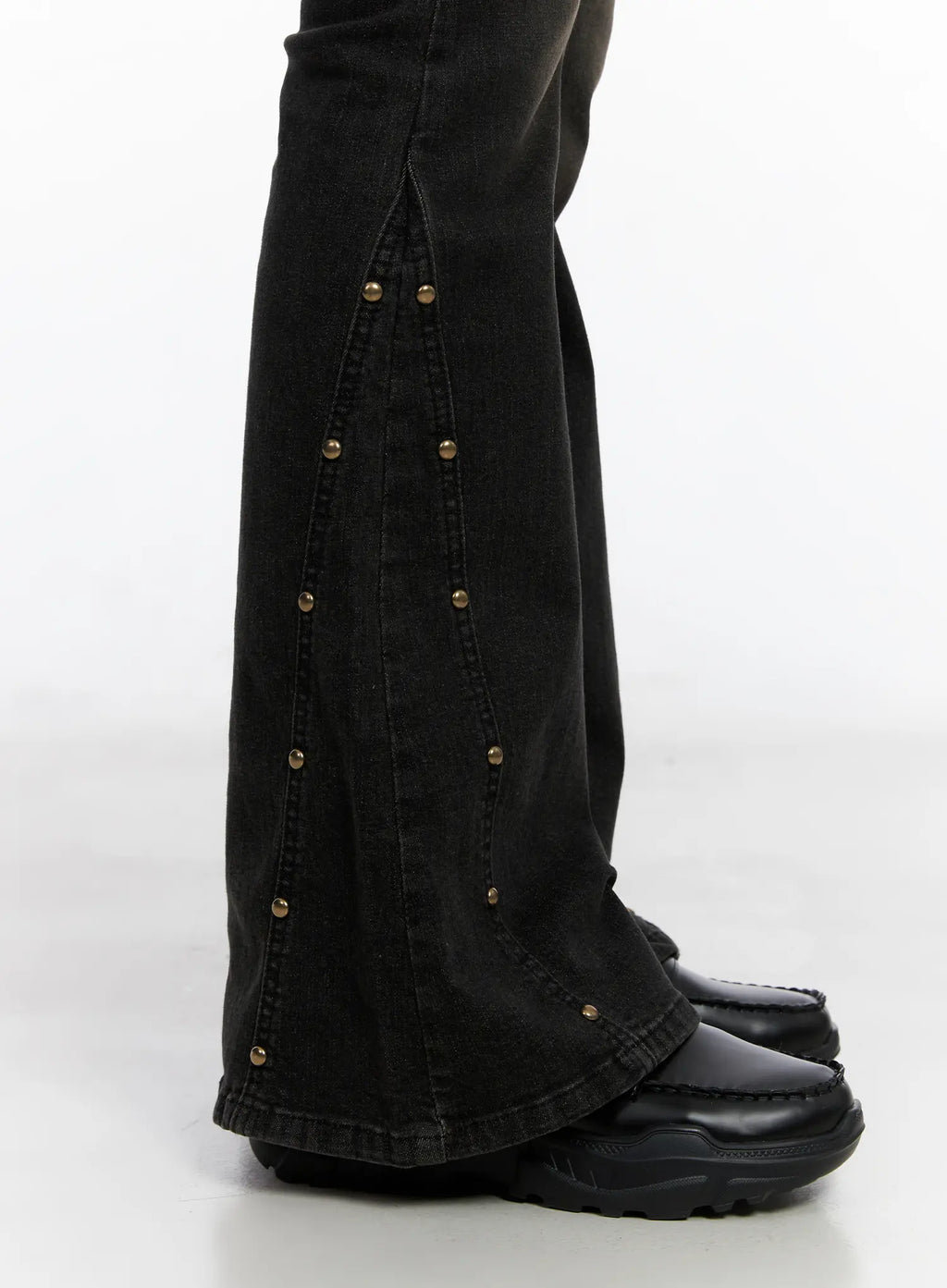 Milan Studded Flare Jeans CS512