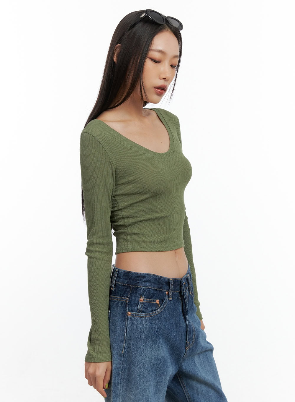 Slim U-Neck Crop Tee CO424
