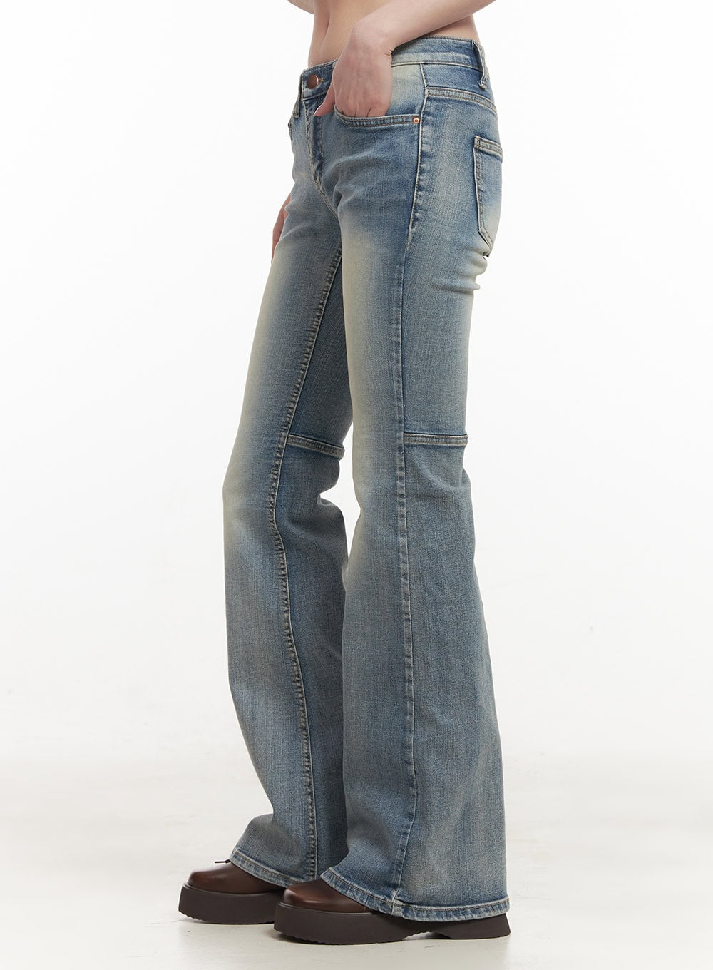 Tracy Washed Bootcut Jeans CF513