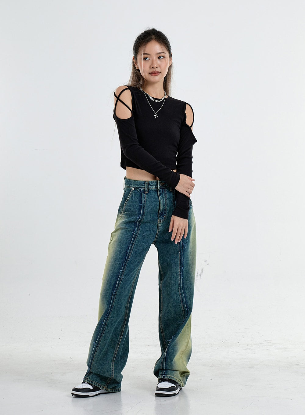 Simple Off Shoulder Crop Top CO04