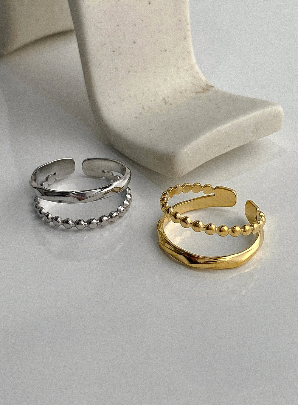 Darwin Parallel Line Ring IA524