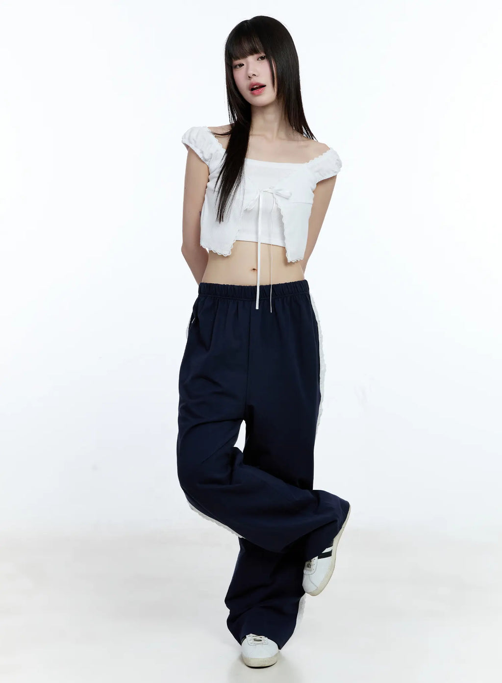 Lace-Trim Wide-Leg Sweatpants CG511